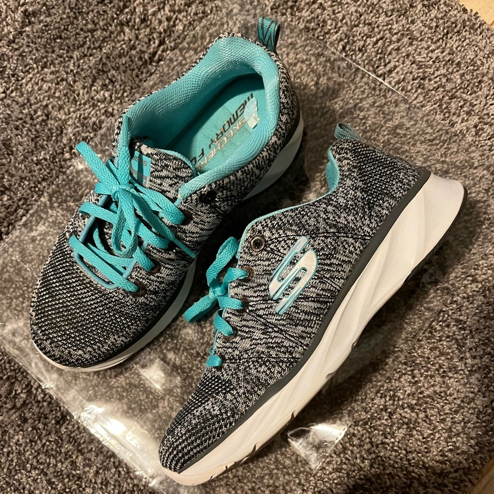 Sketchers Memory Foam Lace up Shoes